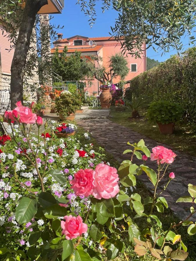 Annali Casa Vacanze - Shabby Style Nella Natura La Spezia Exterior photo
